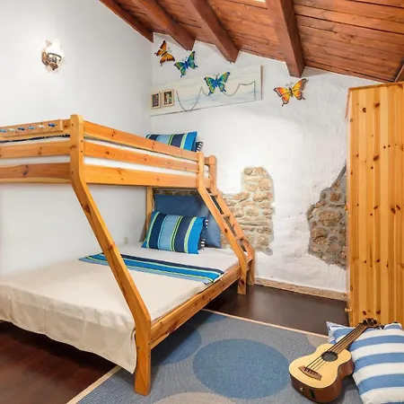 Vakantiehuis Beautiful In With Kitchen *