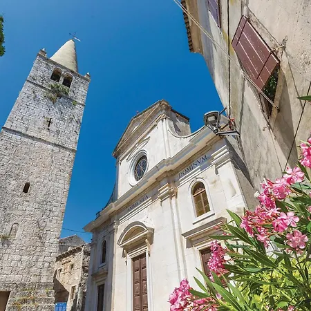 Beautiful In With Kitchen * Bale