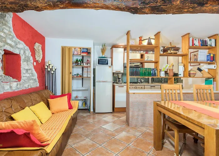 Beautiful In With Kitchen *