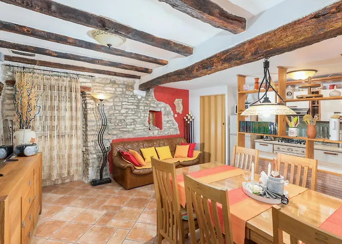 Beautiful In With Kitchen