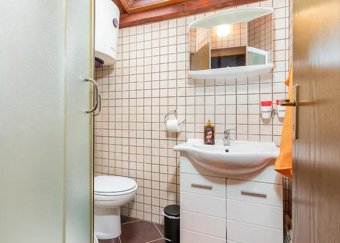 Beautiful In With Kitchen Holiday home *